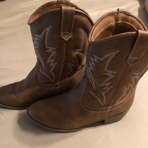 Girls American Eagle Cowgirl Boots